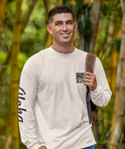 Vintage Hawaii Coconut Classic Crewneck T-Shirt