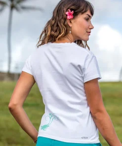 Honu Love - White Short Sleeve Crewneck T-Shirt