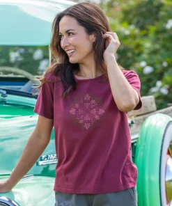 Wine Quilt - Wine Dyed Short Sleeve Scoop Neck T-Shirt