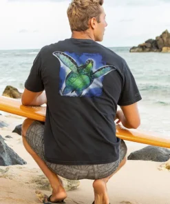 Wyland® Sea Turtle - Black Short Sleeve Crewneck T-Shirt